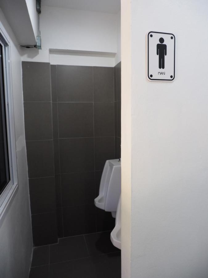 Prachan Hostel Thongsala Exteriör bild